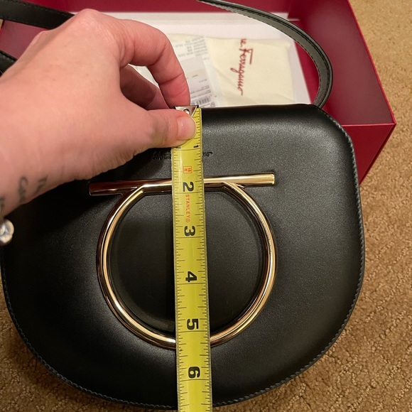 Ferragamo Purse - Picture 10 of 10